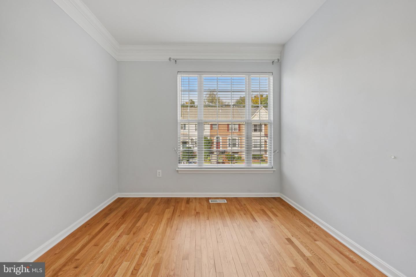 43183 GLENELDER TER, ASHBURN, Virginia 20147, 4 Bedrooms Bedrooms, ,2 BathroomsBathrooms,Residential,For sale,43183 GLENELDER TER,VALO2109040 MLS # VALO2109040