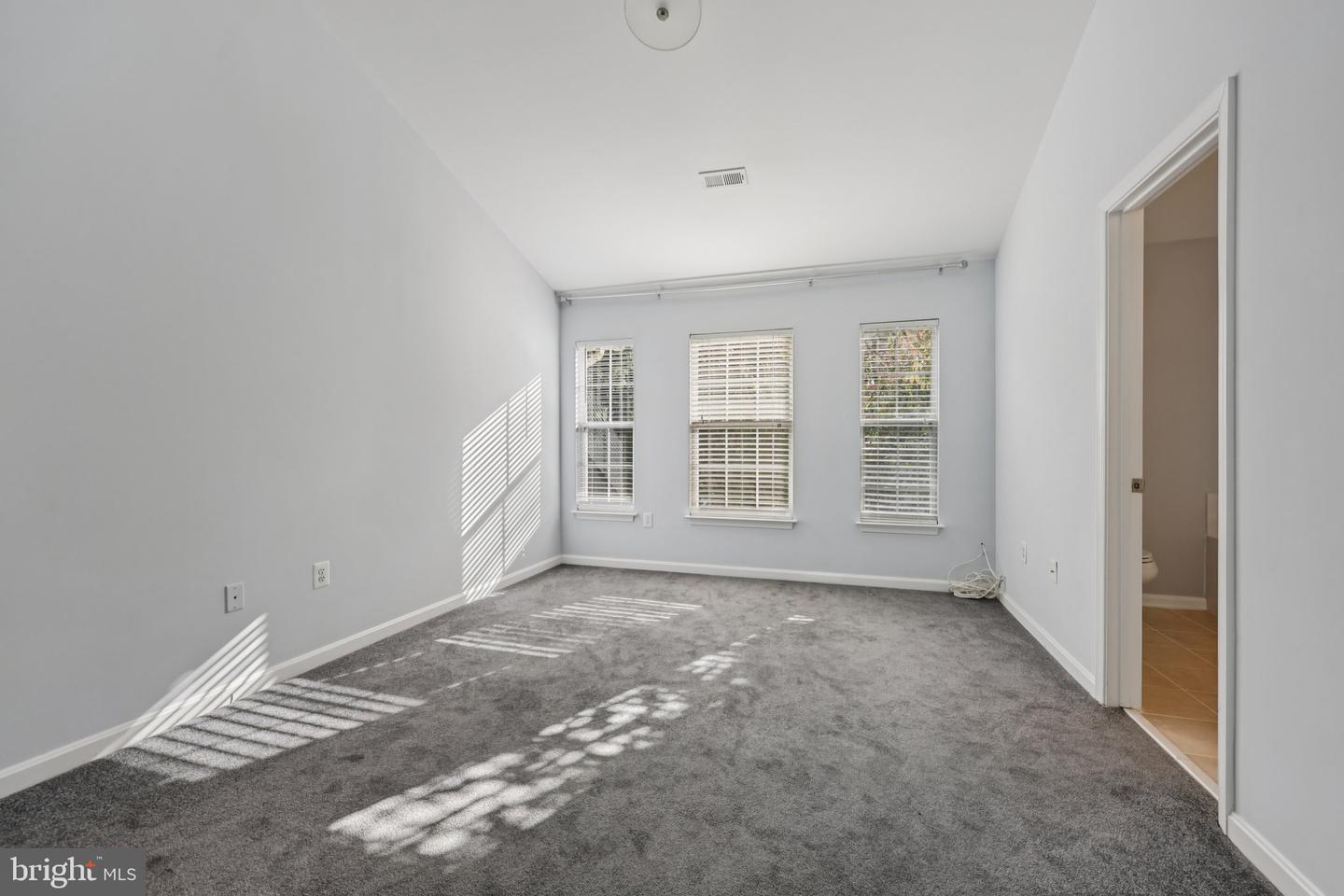 43183 GLENELDER TER, ASHBURN, Virginia 20147, 4 Bedrooms Bedrooms, ,2 BathroomsBathrooms,Residential,For sale,43183 GLENELDER TER,VALO2109040 MLS # VALO2109040