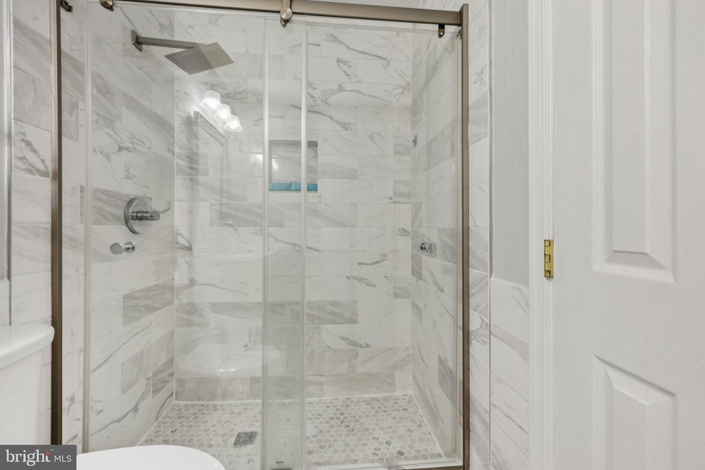 43183 GLENELDER TER, ASHBURN, Virginia 20147, 4 Bedrooms Bedrooms, ,2 BathroomsBathrooms,Residential,For sale,43183 GLENELDER TER,VALO2109040 MLS # VALO2109040