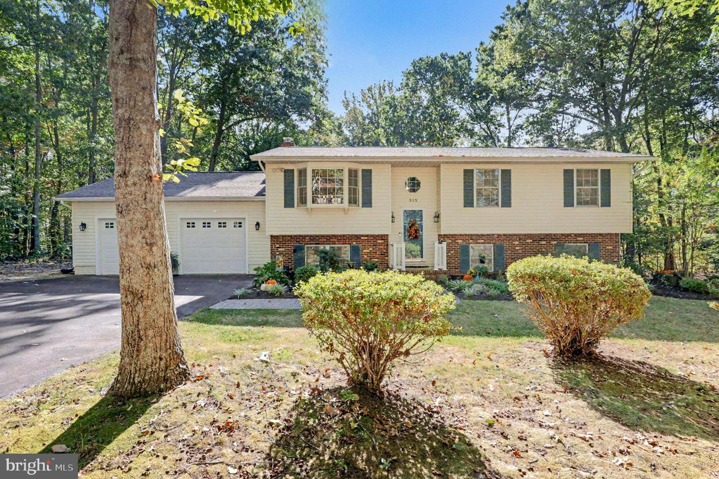 515 WALNUT DR, FREDERICKSBURG, Virginia 22405, 4 Bedrooms Bedrooms, ,3 BathroomsBathrooms,Residential,For sale,515 WALNUT DR,VAST2043550 MLS # VAST2043550