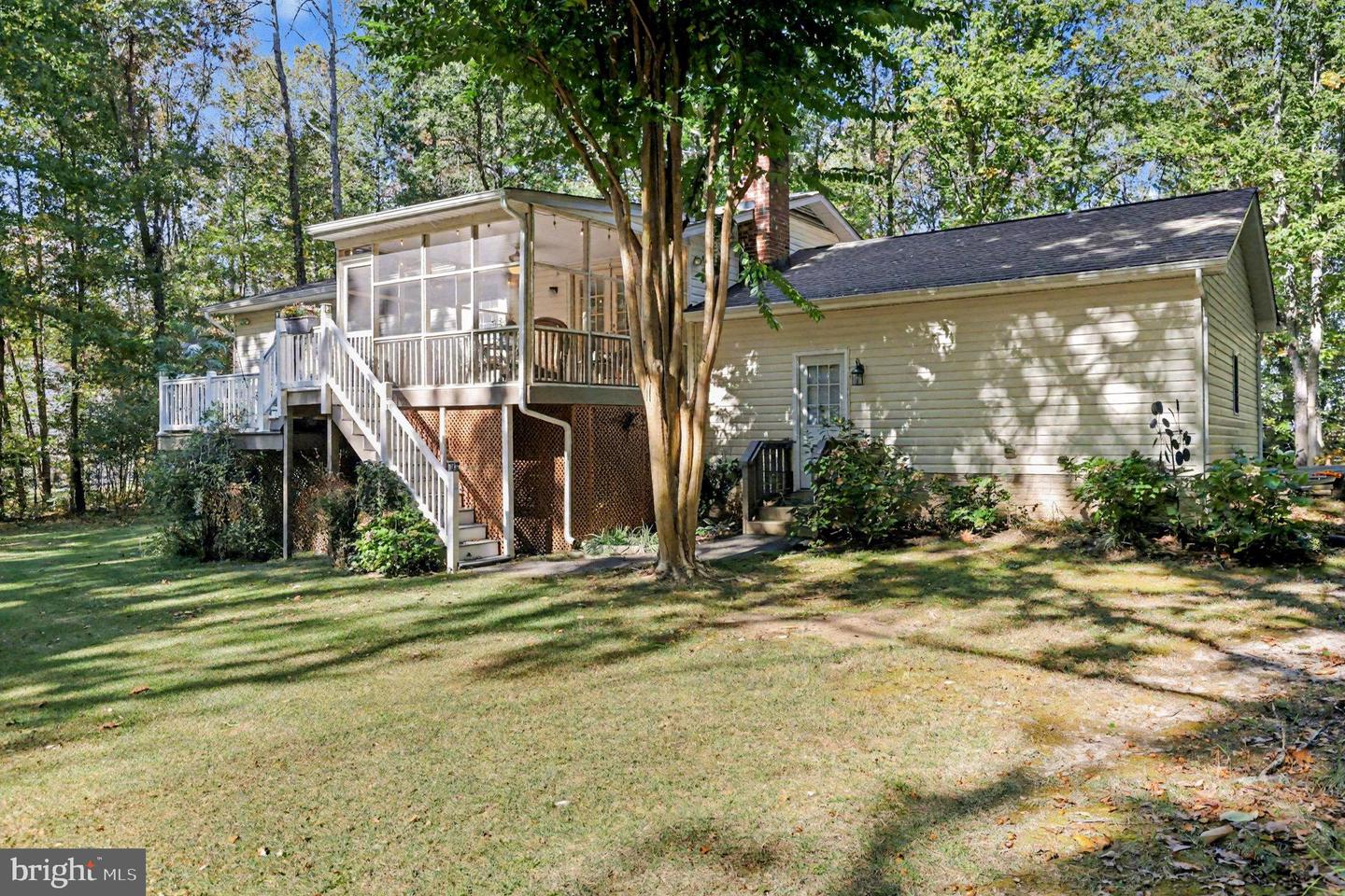 515 WALNUT DR, FREDERICKSBURG, Virginia 22405, 4 Bedrooms Bedrooms, ,3 BathroomsBathrooms,Residential,For sale,515 WALNUT DR,VAST2043550 MLS # VAST2043550