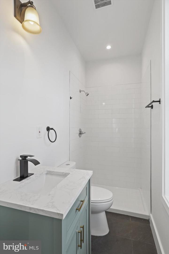 3504 13TH ST NW #12, WASHINGTON, District Of Columbia 20010, 1 Bedroom Bedrooms, ,1 BathroomBathrooms,Residential,For sale,3504 13TH ST NW #12,DCDC2227456 MLS # DCDC2227456