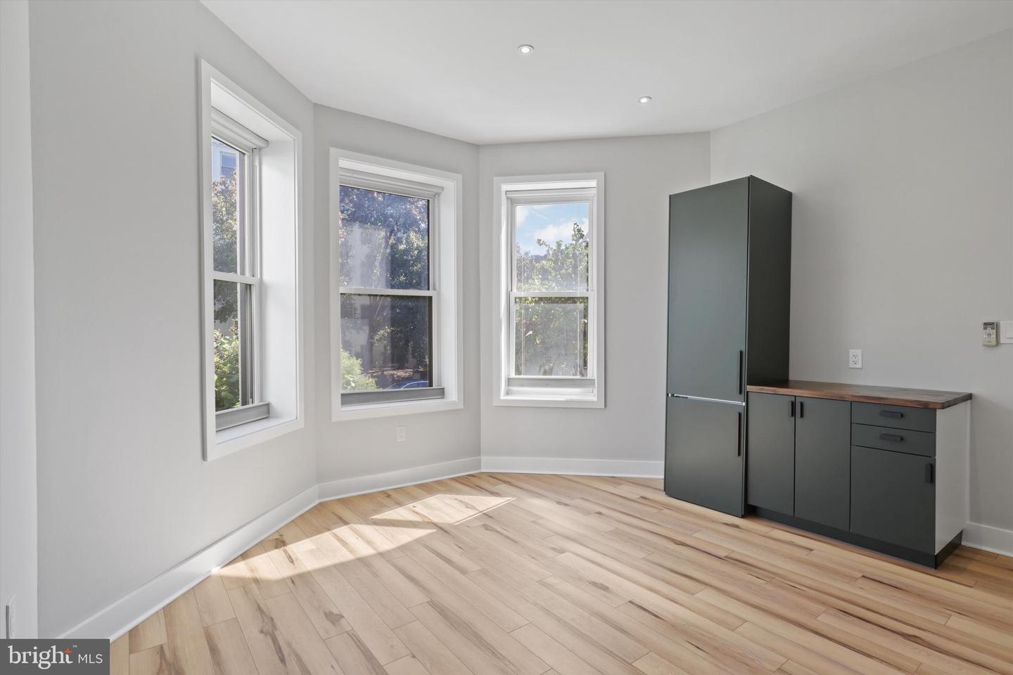 3504 13TH ST NW #12, WASHINGTON, District Of Columbia 20010, 1 Bedroom Bedrooms, ,1 BathroomBathrooms,Residential,For sale,3504 13TH ST NW #12,DCDC2227456 MLS # DCDC2227456