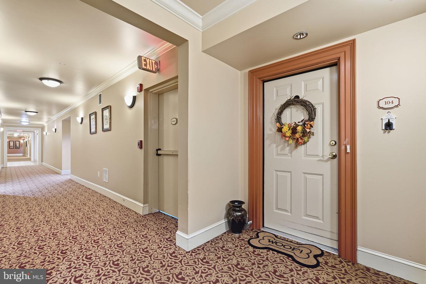 6696 CLUB HOUSE LN #104, WARRENTON, Virginia 20187, 3 Bedrooms Bedrooms, ,2 BathroomsBathrooms,Residential,For sale,6696 CLUB HOUSE LN #104,VAFQ2019410 MLS # VAFQ2019410