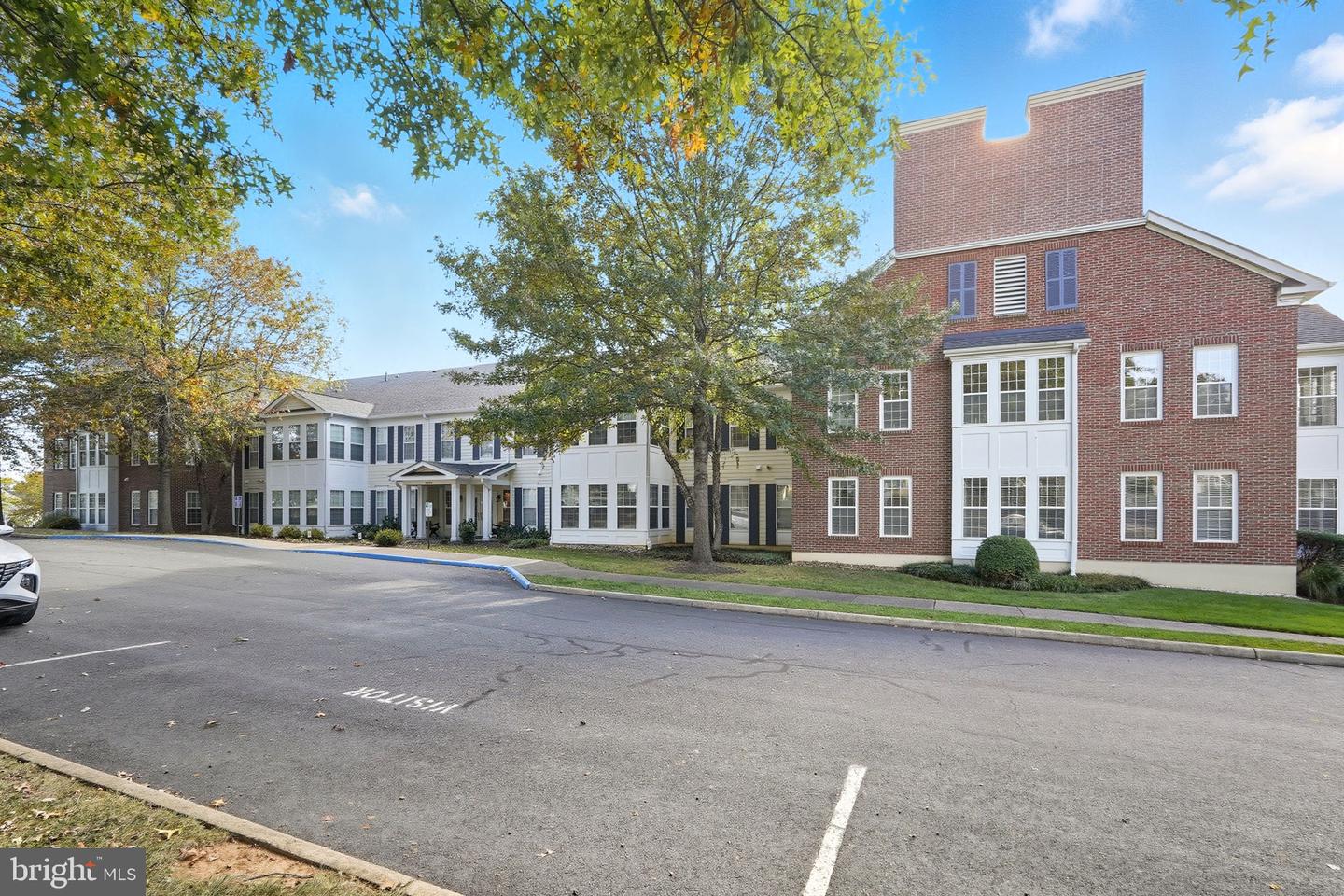 6696 CLUB HOUSE LN #104, WARRENTON, Virginia 20187, 3 Bedrooms Bedrooms, ,2 BathroomsBathrooms,Residential,For sale,6696 CLUB HOUSE LN #104,VAFQ2019410 MLS # VAFQ2019410