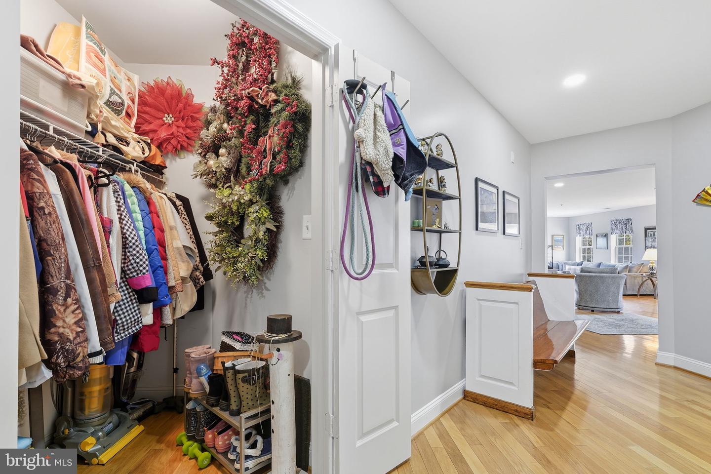 6696 CLUB HOUSE LN #104, WARRENTON, Virginia 20187, 3 Bedrooms Bedrooms, ,2 BathroomsBathrooms,Residential,For sale,6696 CLUB HOUSE LN #104,VAFQ2019410 MLS # VAFQ2019410
