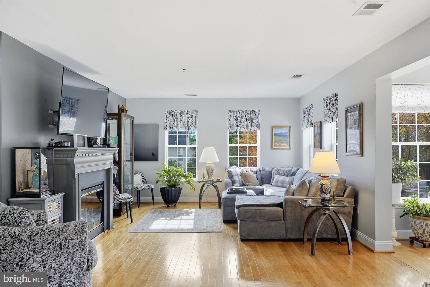 6696 CLUB HOUSE LN #104, WARRENTON, Virginia 20187, 3 Bedrooms Bedrooms, ,2 BathroomsBathrooms,Residential,For sale,6696 CLUB HOUSE LN #104,VAFQ2019410 MLS # VAFQ2019410