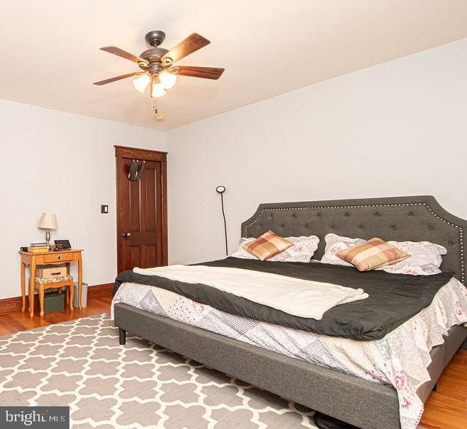 214 LEE ST, FRONT ROYAL, Virginia 22630, 4 Bedrooms Bedrooms, ,1 BathroomBathrooms,Residential,For sale,214 LEE ST,VAWR2012574 MLS # VAWR2012574