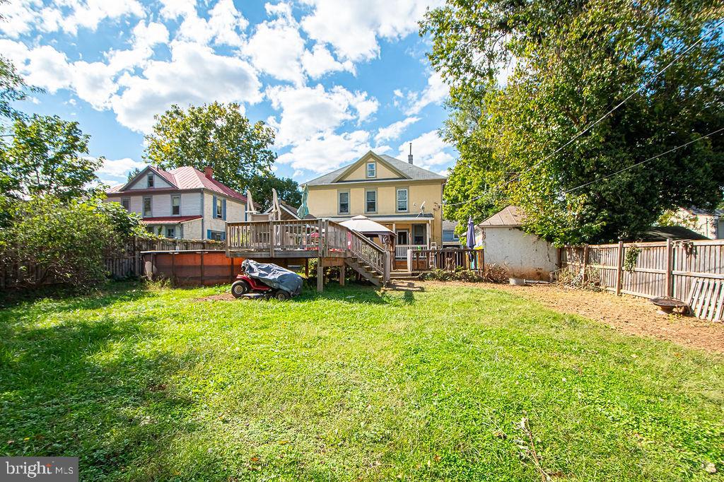 214 LEE ST, FRONT ROYAL, Virginia 22630, 4 Bedrooms Bedrooms, ,1 BathroomBathrooms,Residential,For sale,214 LEE ST,VAWR2012574 MLS # VAWR2012574