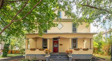 214 LEE ST, FRONT ROYAL, Virginia 22630, 4 Bedrooms Bedrooms, ,1 BathroomBathrooms,Residential,For sale,214 LEE ST,VAWR2012574 MLS # VAWR2012574