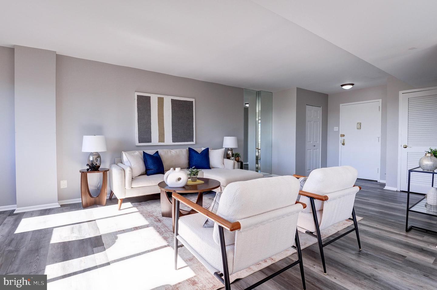 5340 HOLMES RUN PKWY #901, ALEXANDRIA, Virginia 22304, 1 Bedroom Bedrooms, ,1 BathroomBathrooms,Residential,For sale,5340 HOLMES RUN PKWY #901,VAAX2050936 MLS # VAAX2050936