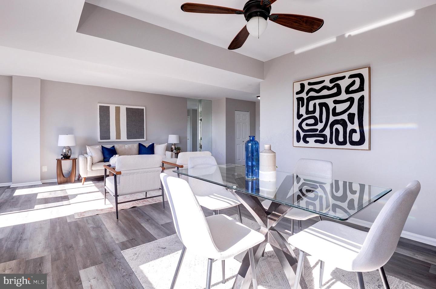 5340 HOLMES RUN PKWY #901, ALEXANDRIA, Virginia 22304, 1 Bedroom Bedrooms, ,1 BathroomBathrooms,Residential,For sale,5340 HOLMES RUN PKWY #901,VAAX2050936 MLS # VAAX2050936