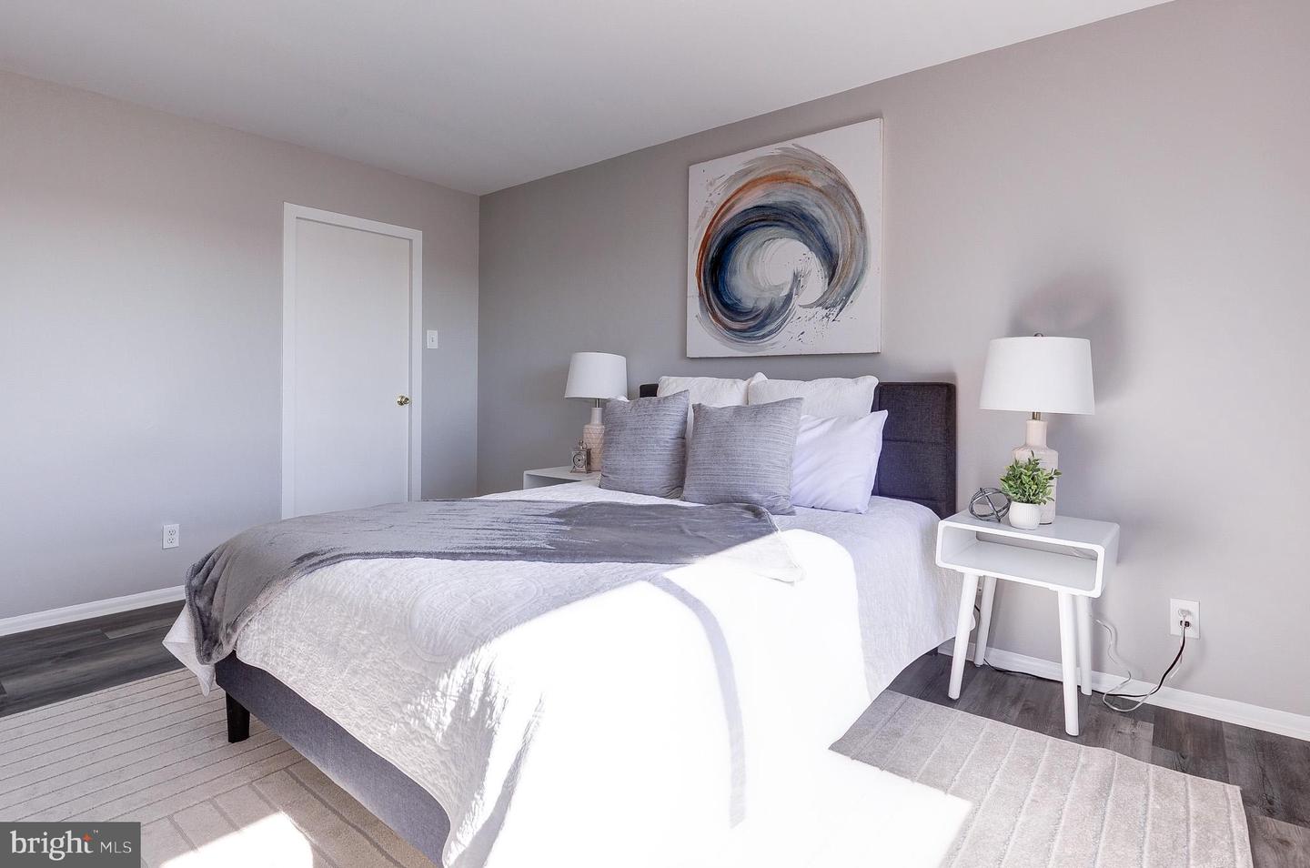 5340 HOLMES RUN PKWY #901, ALEXANDRIA, Virginia 22304, 1 Bedroom Bedrooms, ,1 BathroomBathrooms,Residential,For sale,5340 HOLMES RUN PKWY #901,VAAX2050936 MLS # VAAX2050936