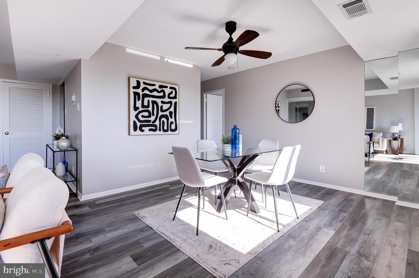 5340 HOLMES RUN PKWY #901, ALEXANDRIA, Virginia 22304, 1 Bedroom Bedrooms, ,1 BathroomBathrooms,Residential,For sale,5340 HOLMES RUN PKWY #901,VAAX2050936 MLS # VAAX2050936