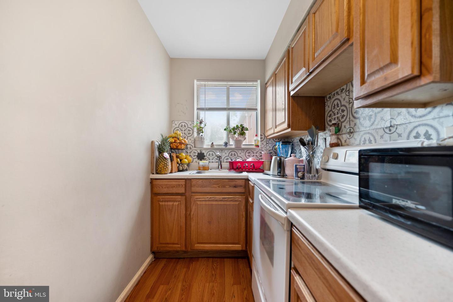 3076 PATRICK HENRY DR #202, FALLS CHURCH, Virginia 22044, 1 Bedroom Bedrooms, ,1 BathroomBathrooms,Residential,For sale,3076 PATRICK HENRY DR #202,VAFX2274948 MLS # VAFX2274948