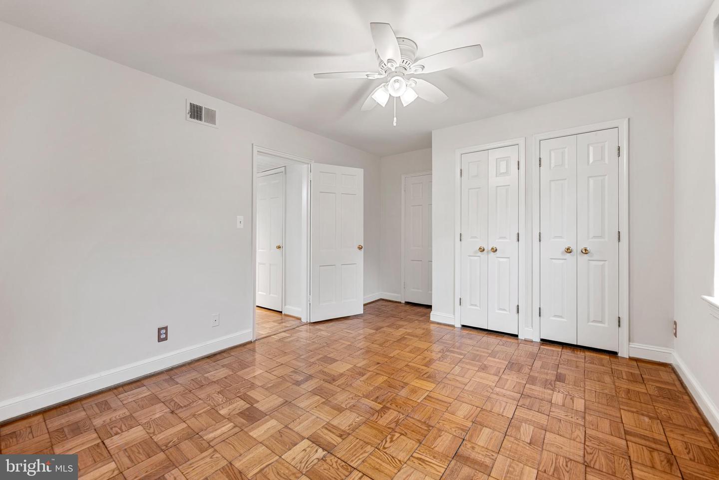 30 S OLD GLEBE RD #106-E, ARLINGTON, Virginia 22204, 1 Bedroom Bedrooms, ,1 BathroomBathrooms,Residential,For sale,30 S OLD GLEBE RD #106-E,VAAR2065042 MLS # VAAR2065042