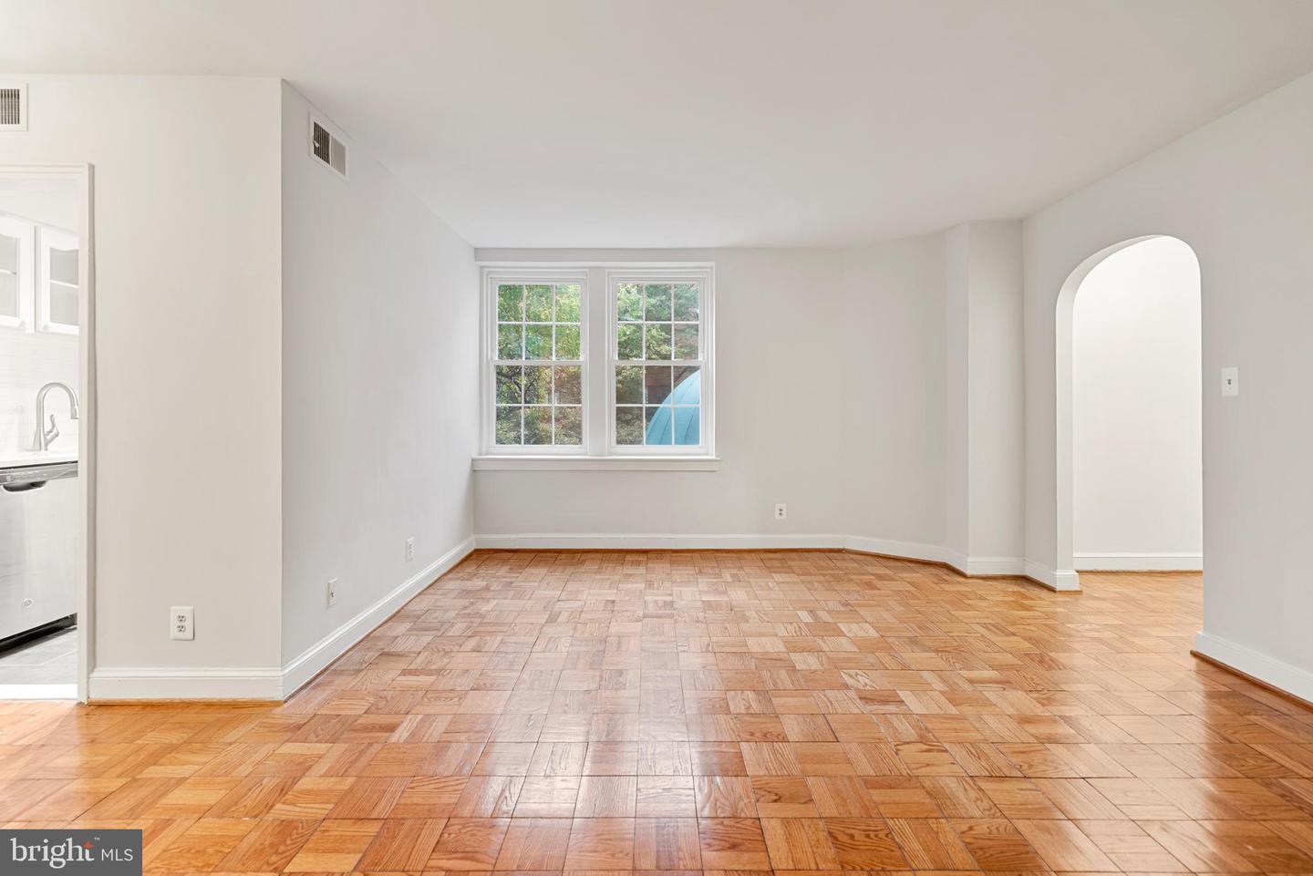 30 S OLD GLEBE RD #106-E, ARLINGTON, Virginia 22204, 1 Bedroom Bedrooms, ,1 BathroomBathrooms,Residential,For sale,30 S OLD GLEBE RD #106-E,VAAR2065042 MLS # VAAR2065042
