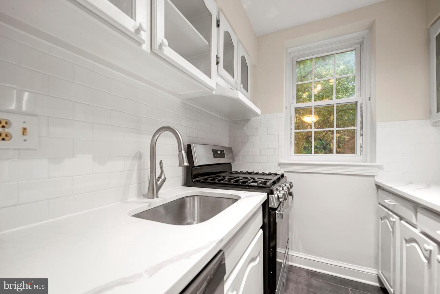 30 S OLD GLEBE RD #106-E, ARLINGTON, Virginia 22204, 1 Bedroom Bedrooms, ,1 BathroomBathrooms,Residential,For sale,30 S OLD GLEBE RD #106-E,VAAR2065042 MLS # VAAR2065042