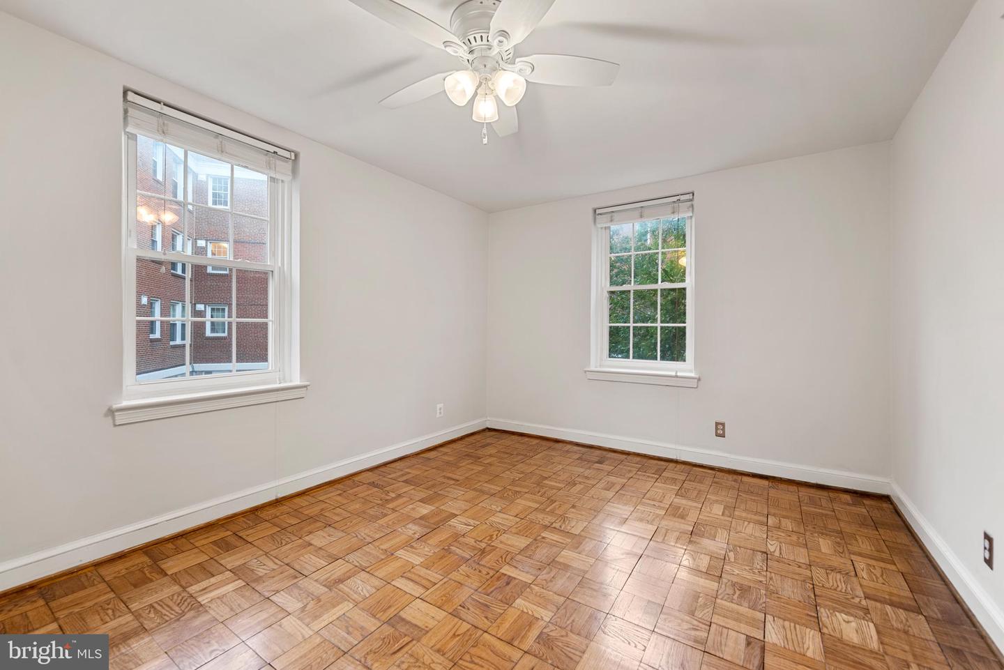 30 S OLD GLEBE RD #106-E, ARLINGTON, Virginia 22204, 1 Bedroom Bedrooms, ,1 BathroomBathrooms,Residential,For sale,30 S OLD GLEBE RD #106-E,VAAR2065042 MLS # VAAR2065042