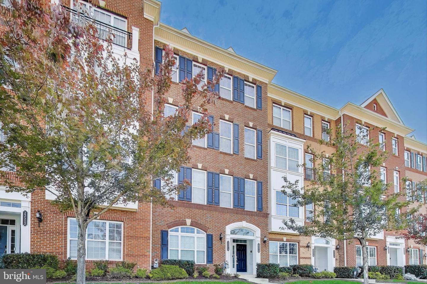 23516 HOPEWELL MANOR TER, ASHBURN, Virginia 20148, 3 Bedrooms Bedrooms, ,2 BathroomsBathrooms,Residential,For sale,23516 HOPEWELL MANOR TER,VALO2109118 MLS # VALO2109118
