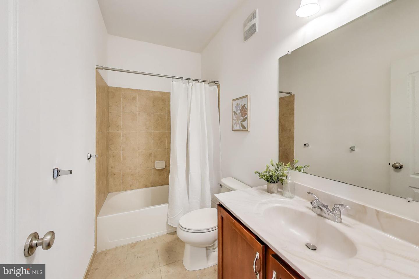 23516 HOPEWELL MANOR TER, ASHBURN, Virginia 20148, 3 Bedrooms Bedrooms, ,2 BathroomsBathrooms,Residential,For sale,23516 HOPEWELL MANOR TER,VALO2109118 MLS # VALO2109118