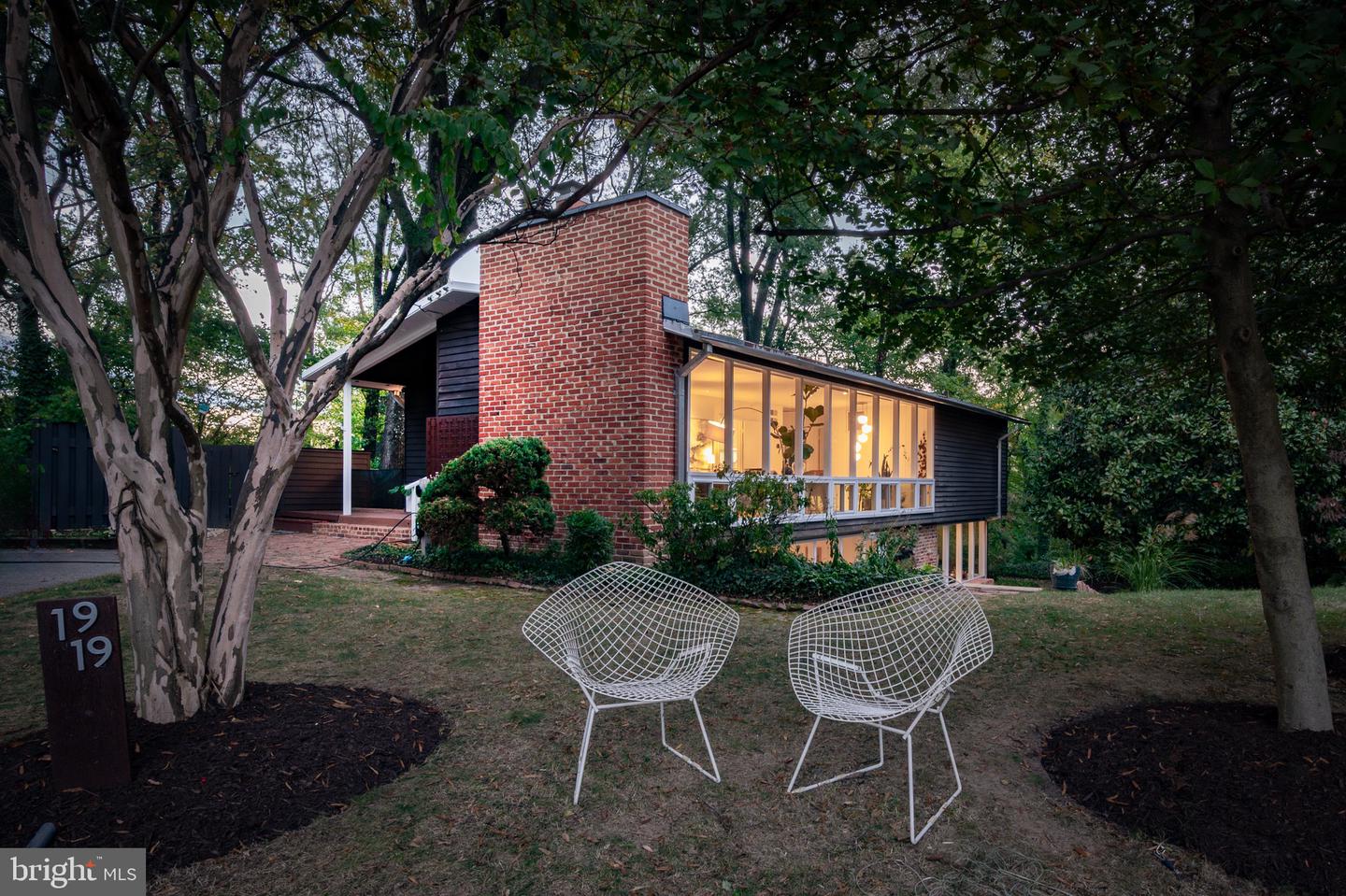 1919 MARTHAS RD, ALEXANDRIA, Virginia 22307, 4 Bedrooms Bedrooms, ,2 BathroomsBathrooms,Residential,For sale,1919 MARTHAS RD,VAFX2274966 MLS # VAFX2274966