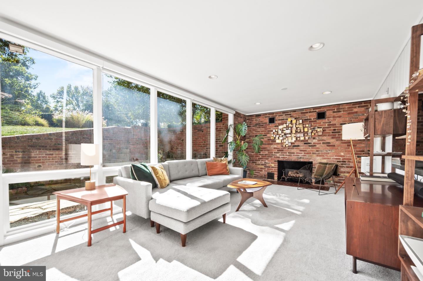 1919 MARTHAS RD, ALEXANDRIA, Virginia 22307, 4 Bedrooms Bedrooms, ,2 BathroomsBathrooms,Residential,For sale,1919 MARTHAS RD,VAFX2274966 MLS # VAFX2274966