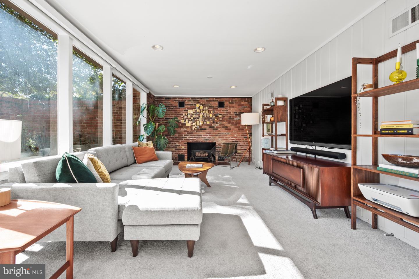 1919 MARTHAS RD, ALEXANDRIA, Virginia 22307, 4 Bedrooms Bedrooms, ,2 BathroomsBathrooms,Residential,For sale,1919 MARTHAS RD,VAFX2274966 MLS # VAFX2274966
