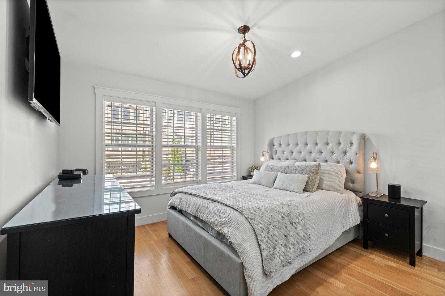 4718 15TH ST NW, WASHINGTON, District Of Columbia 20011, 4 Bedrooms Bedrooms, ,4 BathroomsBathrooms,Residential,For sale,4718 15TH ST NW,DCDC2227578 MLS # DCDC2227578