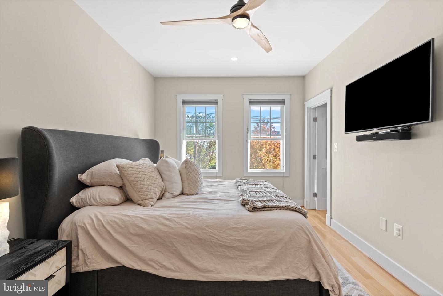 4718 15TH ST NW, WASHINGTON, District Of Columbia 20011, 4 Bedrooms Bedrooms, ,4 BathroomsBathrooms,Residential,For sale,4718 15TH ST NW,DCDC2227578 MLS # DCDC2227578