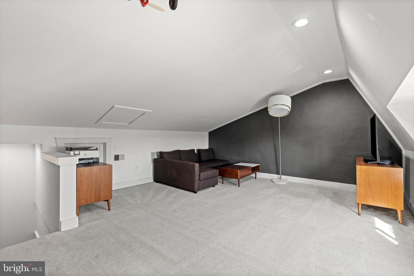 4718 15TH ST NW, WASHINGTON, District Of Columbia 20011, 4 Bedrooms Bedrooms, ,4 BathroomsBathrooms,Residential,For sale,4718 15TH ST NW,DCDC2227578 MLS # DCDC2227578