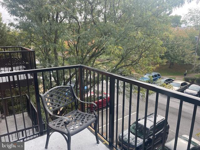 5929 QUANTRELL AVE #301, ALEXANDRIA, Virginia 22312, 1 Bedroom Bedrooms, 1 Room Rooms,1 BathroomBathrooms,Residential,For sale,5929 QUANTRELL AVE #301,VAAX2050980 MLS # VAAX2050980