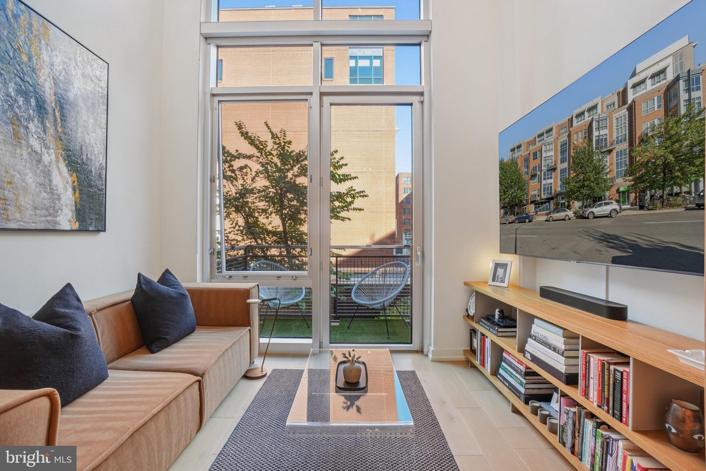1515 15TH ST NW #206, WASHINGTON, District Of Columbia 20005, 1 Bedroom Bedrooms, ,1 BathroomBathrooms,Residential,For sale,1515 15TH ST NW #206,DCDC2227630 MLS # DCDC2227630
