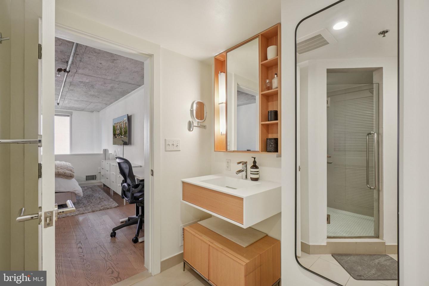 1515 15TH ST NW #206, WASHINGTON, District Of Columbia 20005, 1 Bedroom Bedrooms, ,1 BathroomBathrooms,Residential,For sale,1515 15TH ST NW #206,DCDC2227630 MLS # DCDC2227630