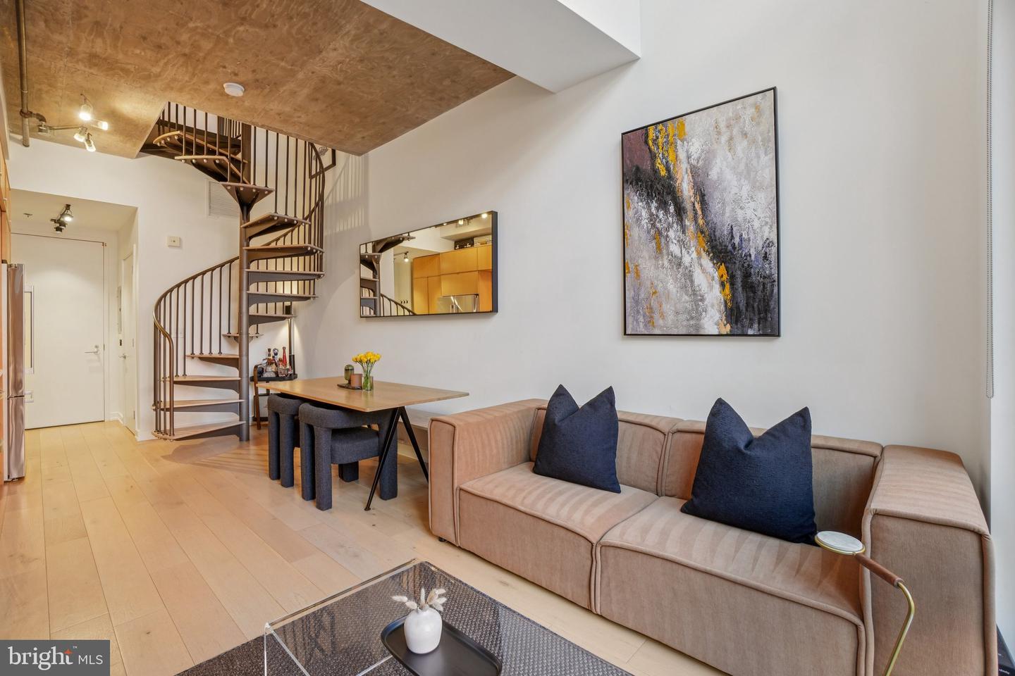 1515 15TH ST NW #206, WASHINGTON, District Of Columbia 20005, 1 Bedroom Bedrooms, ,1 BathroomBathrooms,Residential,For sale,1515 15TH ST NW #206,DCDC2227630 MLS # DCDC2227630