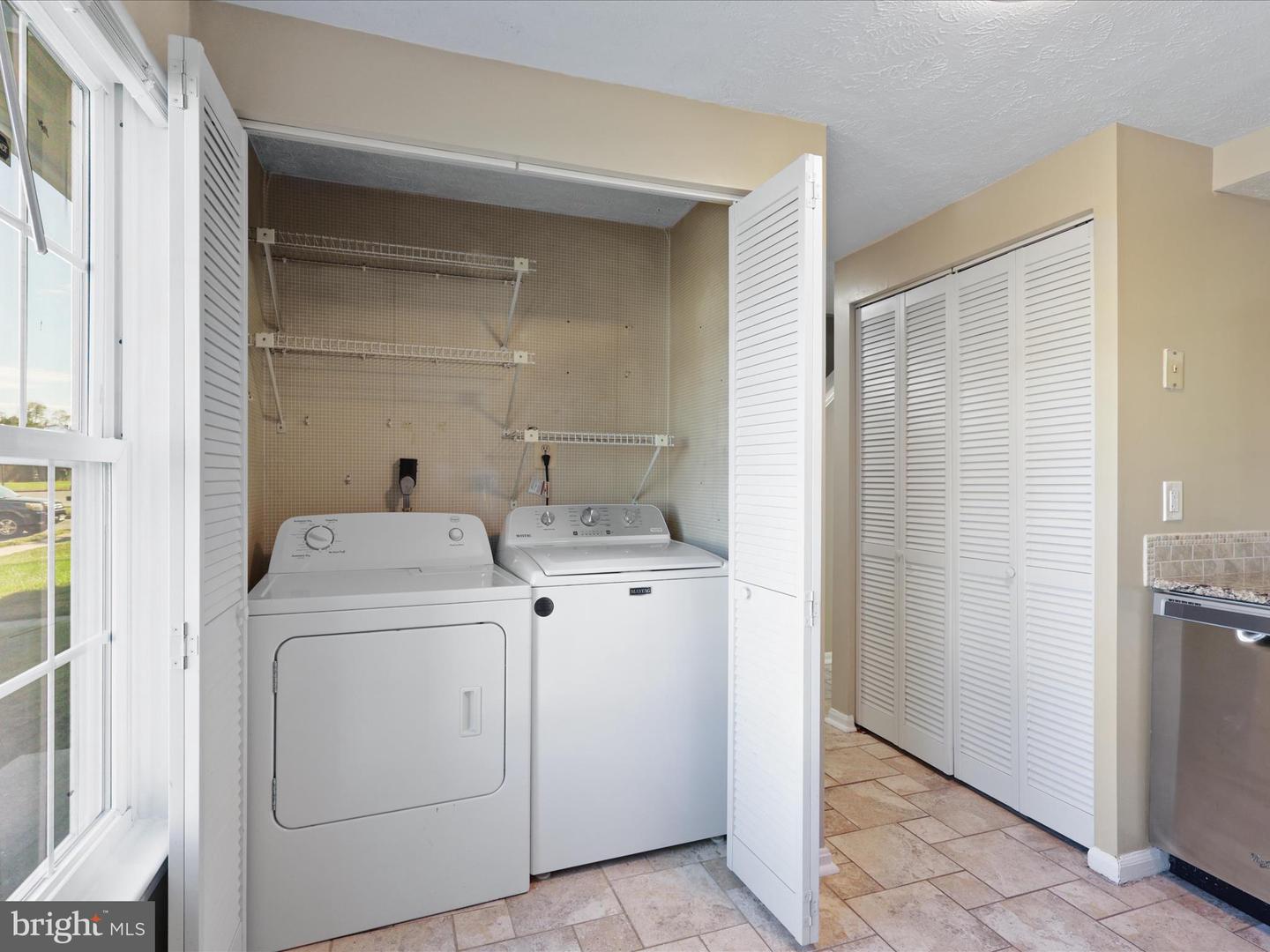 4757 HERSAND CT, WOODBRIDGE, Virginia 22193, 2 Bedrooms Bedrooms, ,1 BathroomBathrooms,Residential,For sale,4757 HERSAND CT,VAPW2106286 MLS # VAPW2106286