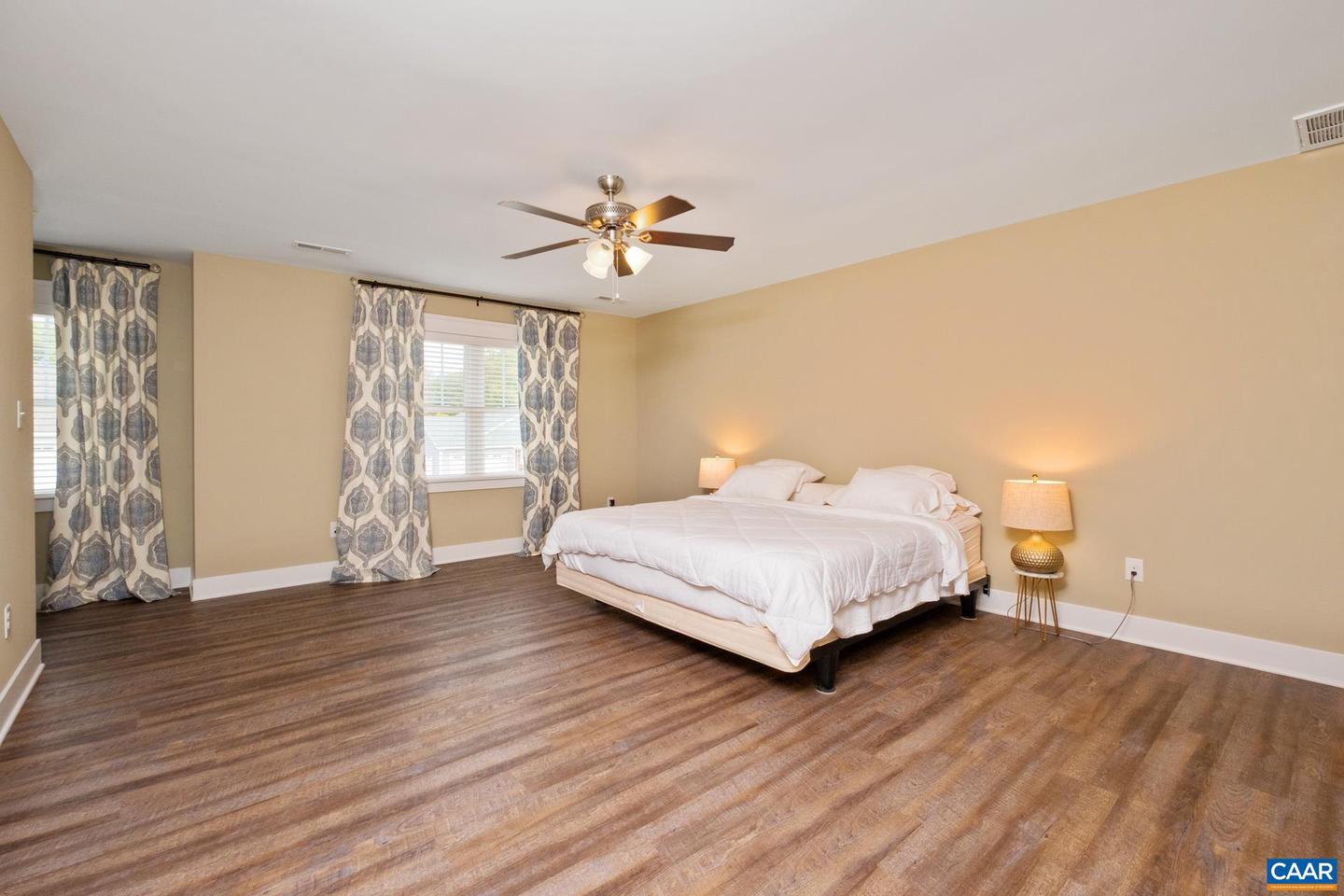 103 OAKSTONE RUN, STAUNTON, Virginia 24401, 3 Bedrooms Bedrooms, ,2 BathroomsBathrooms,Residential,For sale,103 OAKSTONE RUN,670150 MLS # 670150