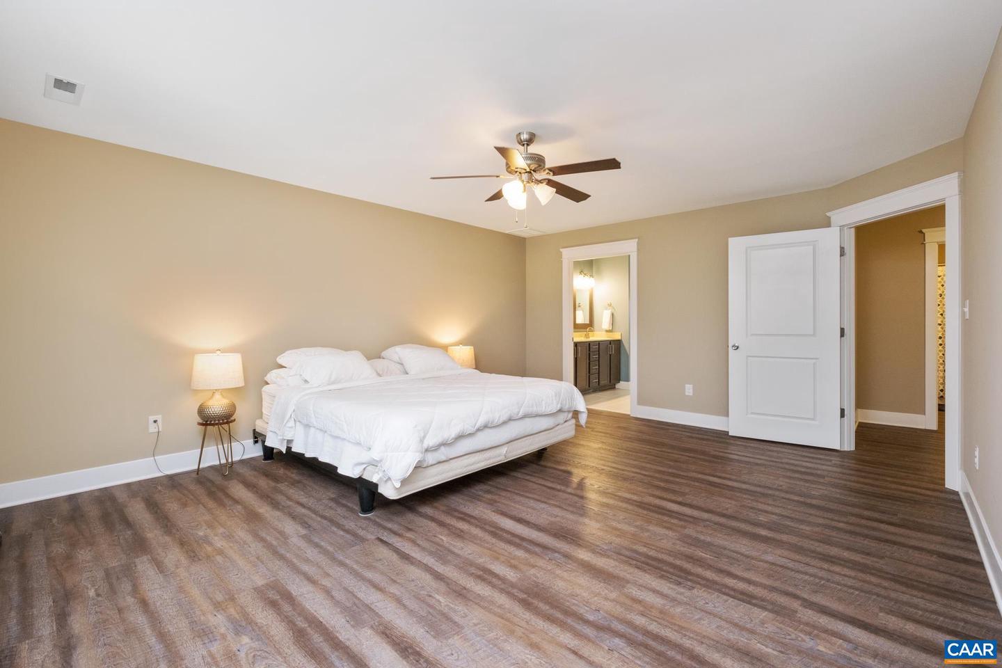 103 OAKSTONE RUN, STAUNTON, Virginia 24401, 3 Bedrooms Bedrooms, ,2 BathroomsBathrooms,Residential,For sale,103 OAKSTONE RUN,670150 MLS # 670150