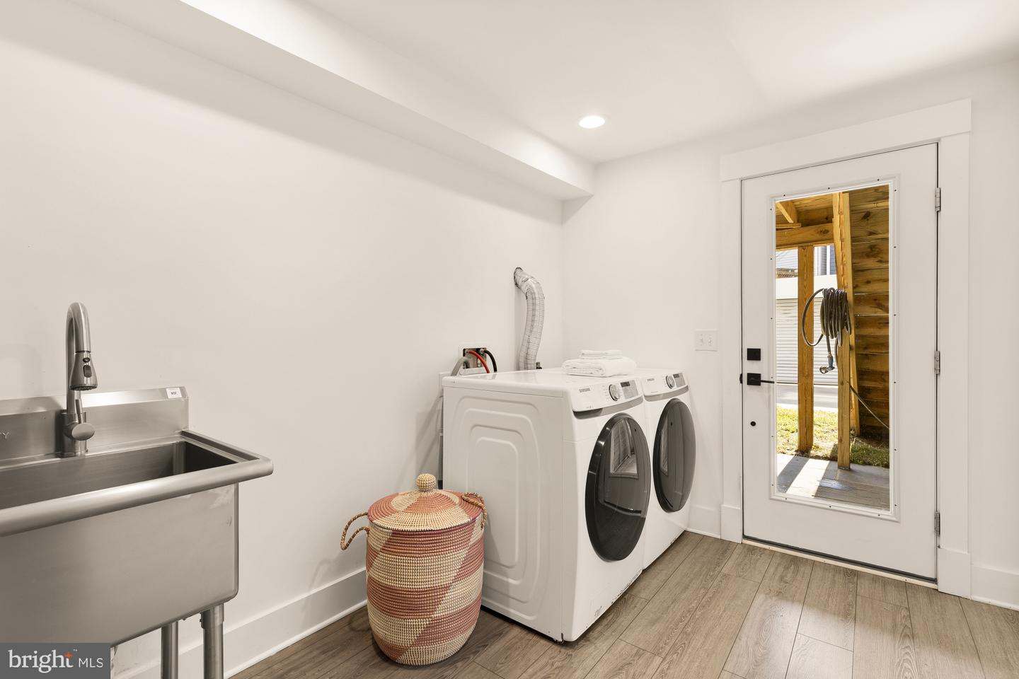 5024 ILLINOIS AVE NW, WASHINGTON, District Of Columbia 20011, 4 Bedrooms Bedrooms, ,3 BathroomsBathrooms,Residential,For sale,5024 ILLINOIS AVE NW,DCDC2227656 MLS # DCDC2227656
