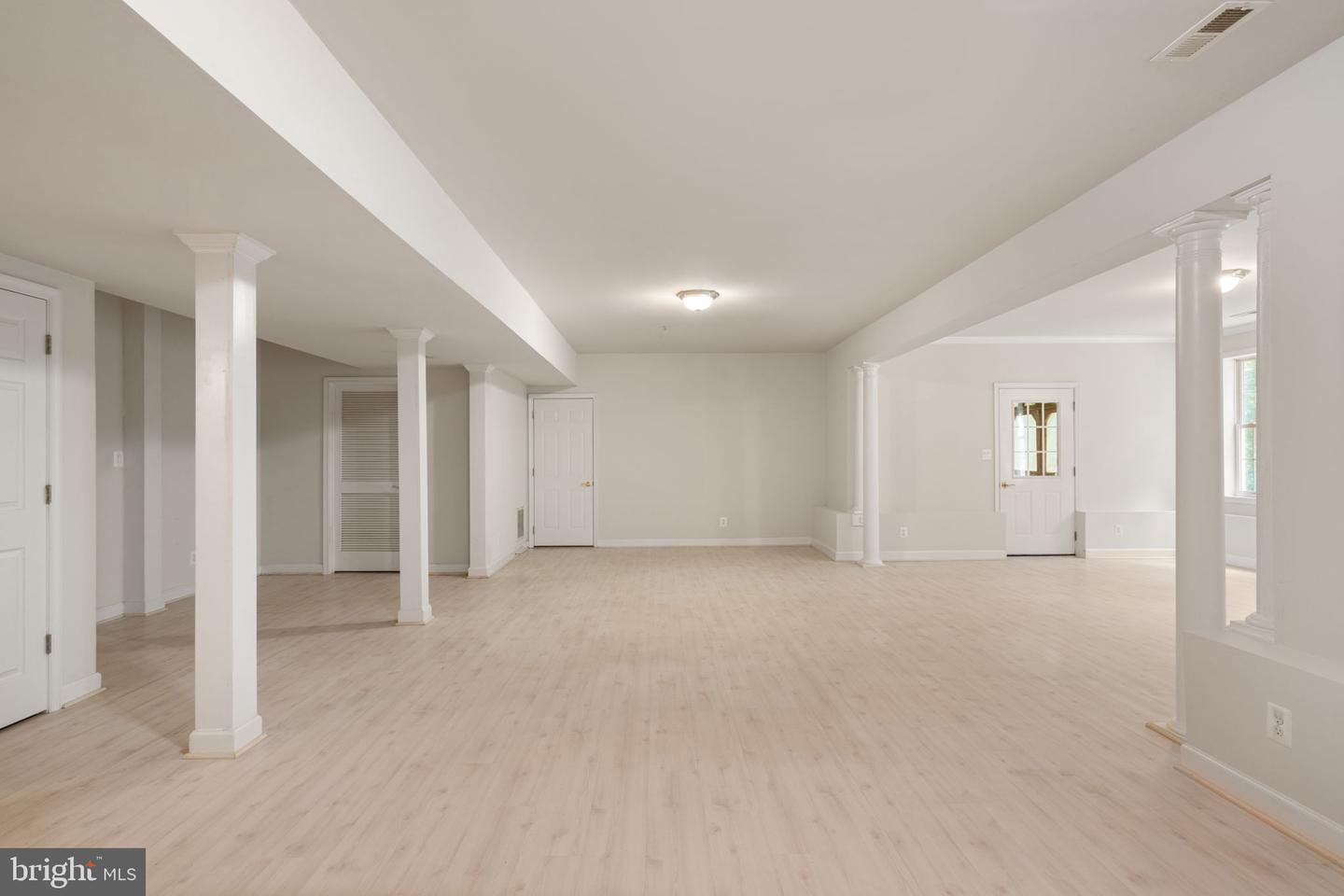 13031 DAHLIA LN, FREDERICKSBURG, Virginia 22407, 5 Bedrooms Bedrooms, ,4 BathroomsBathrooms,Residential,For sale,13031 DAHLIA LN,VASP2037022 MLS # VASP2037022