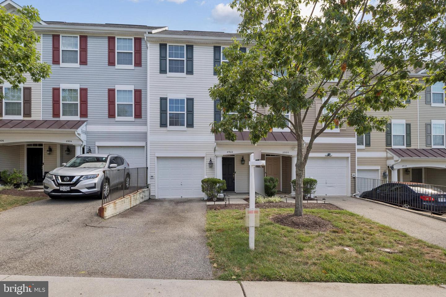 2922 TRUFFLE OAK PL, WOODBRIDGE, Virginia 22191, 3 Bedrooms Bedrooms, ,2 BathroomsBathrooms,Residential,For sale,2922 TRUFFLE OAK PL,VAPW2106288 MLS # VAPW2106288