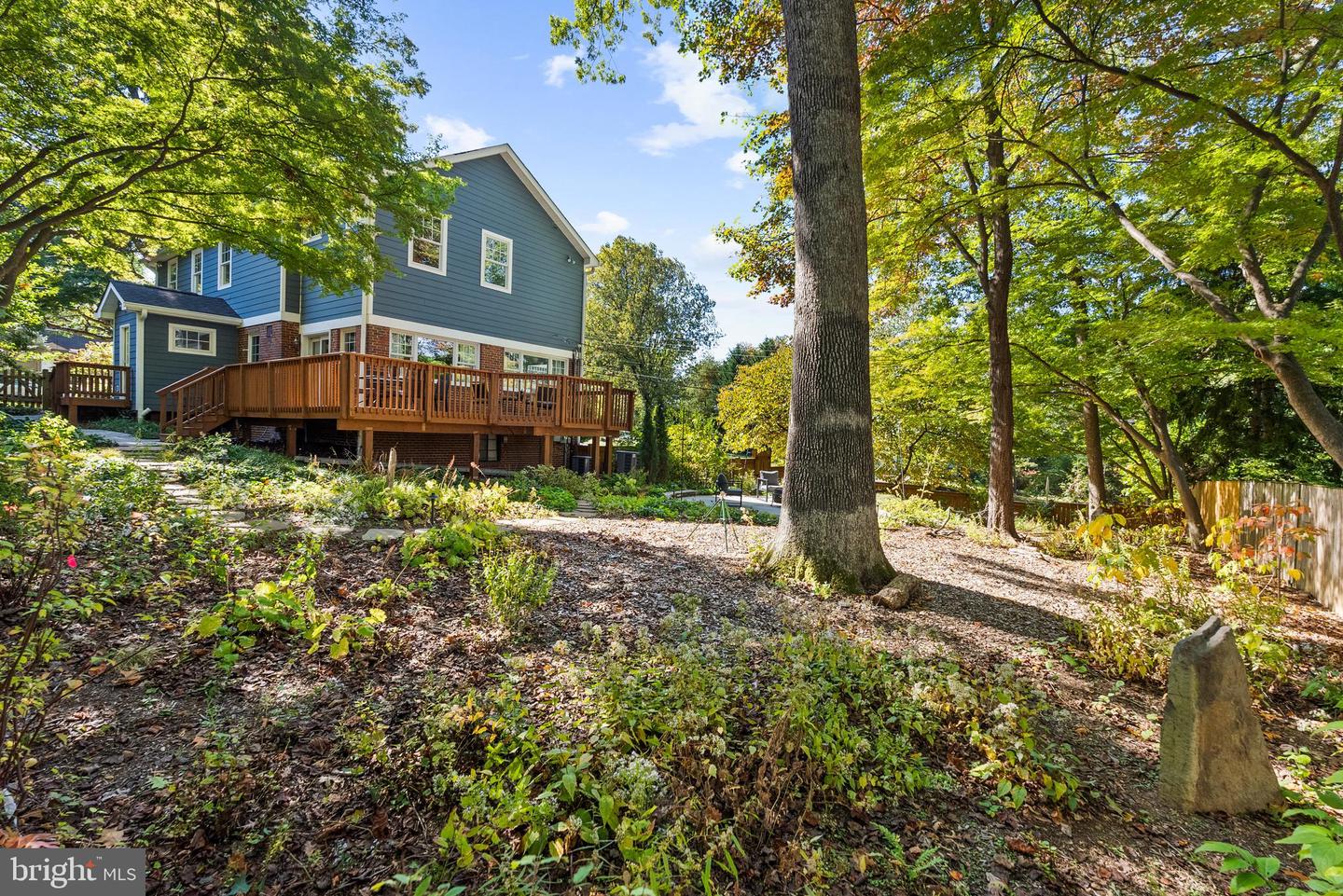 2647 WOODLEY PL, FALLS CHURCH, Virginia 22046, 5 Bedrooms Bedrooms, ,4 BathroomsBathrooms,Residential,For sale,2647 WOODLEY PL,VAFX2275100 MLS # VAFX2275100
