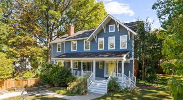 2647 WOODLEY PL, FALLS CHURCH, Virginia 22046, 5 Bedrooms Bedrooms, ,4 BathroomsBathrooms,Residential,For sale,2647 WOODLEY PL,VAFX2275100 MLS # VAFX2275100