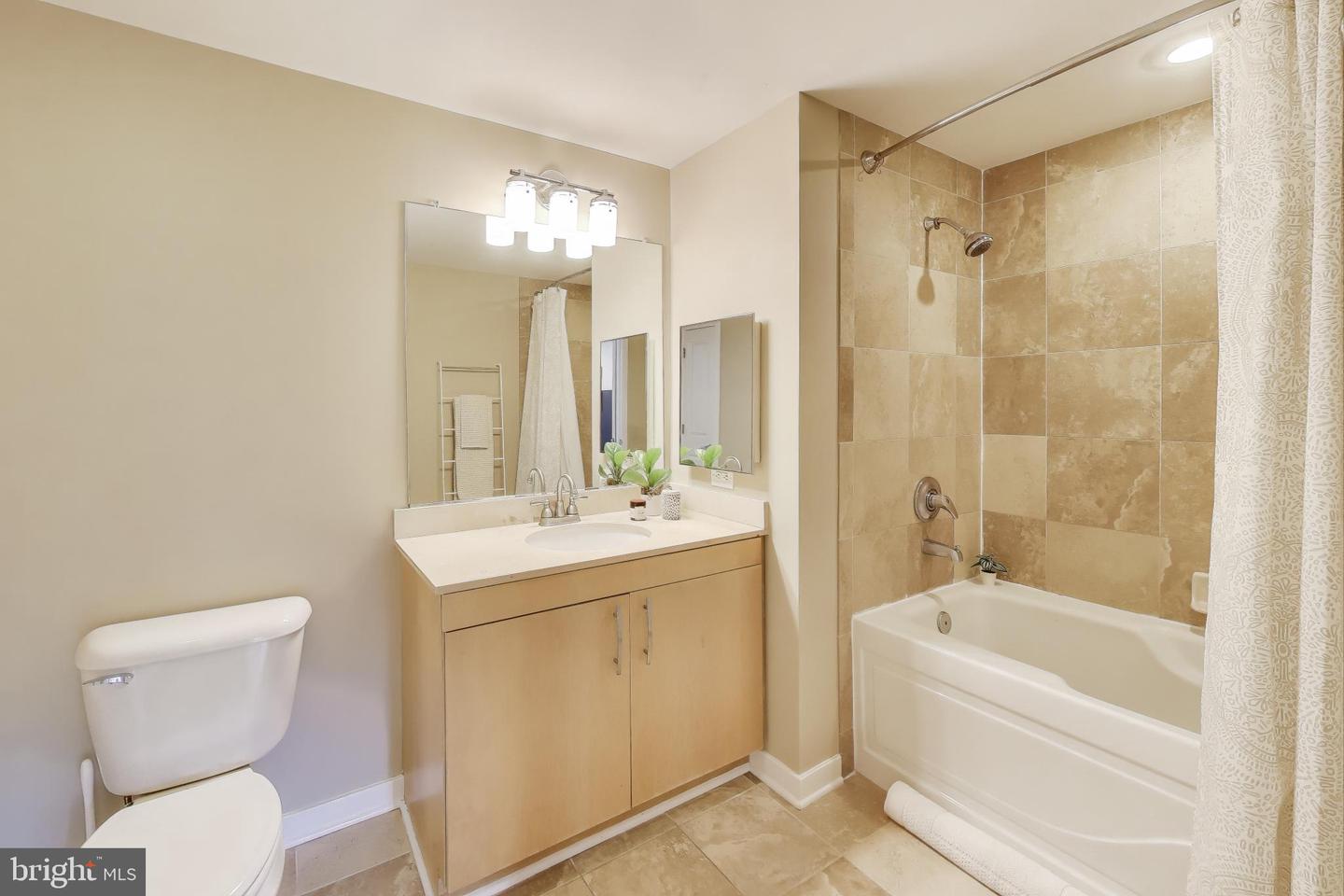 475 K ST NW #426, WASHINGTON, District Of Columbia 20001, 2 Bedrooms Bedrooms, ,2 BathroomsBathrooms,Residential,For sale,475 K ST NW #426,DCDC2227670 MLS # DCDC2227670