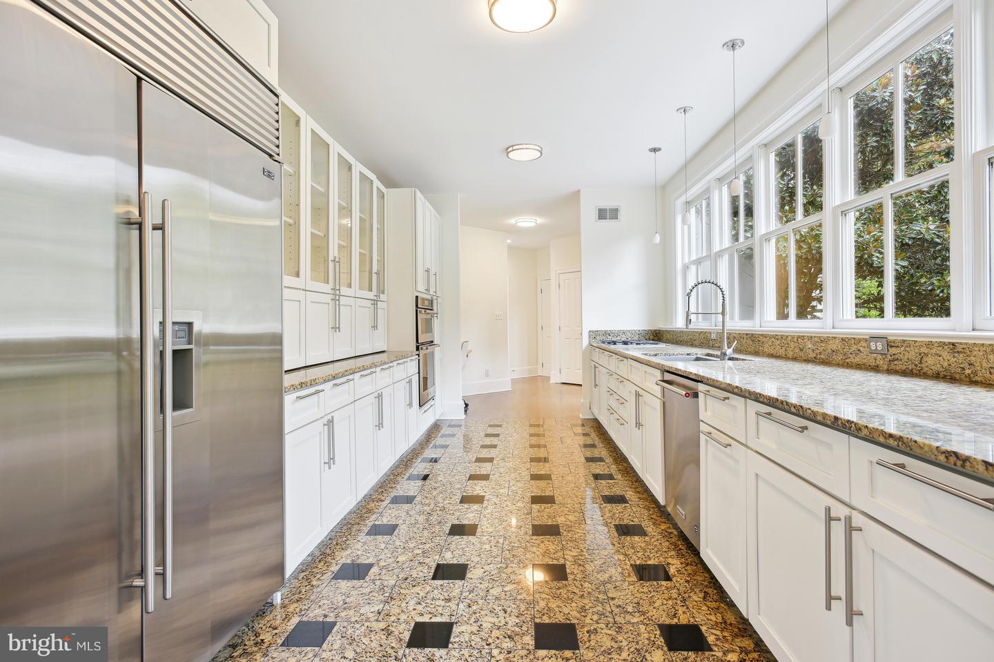 10747 RIVERSCAPE RUN, GREAT FALLS, Virginia 22066, 4 Bedrooms Bedrooms, ,5 BathroomsBathrooms,Residential,For sale,10747 RIVERSCAPE RUN,VAFX2275130 MLS # VAFX2275130