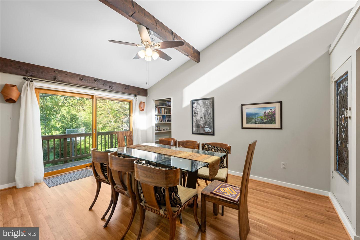 6952 DUNCRAIG CT, MCLEAN, Virginia 22101, 5 Bedrooms Bedrooms, ,4 BathroomsBathrooms,Residential,For sale,6952 DUNCRAIG CT,VAFX2275168 MLS # VAFX2275168