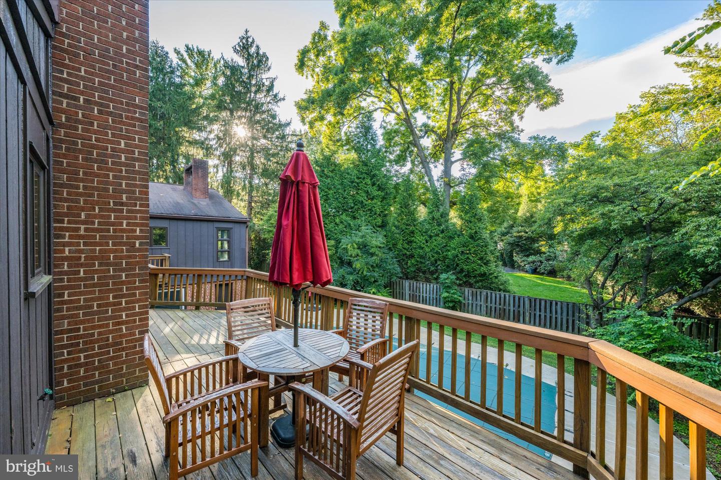 6952 DUNCRAIG CT, MCLEAN, Virginia 22101, 5 Bedrooms Bedrooms, ,4 BathroomsBathrooms,Residential,For sale,6952 DUNCRAIG CT,VAFX2275168 MLS # VAFX2275168