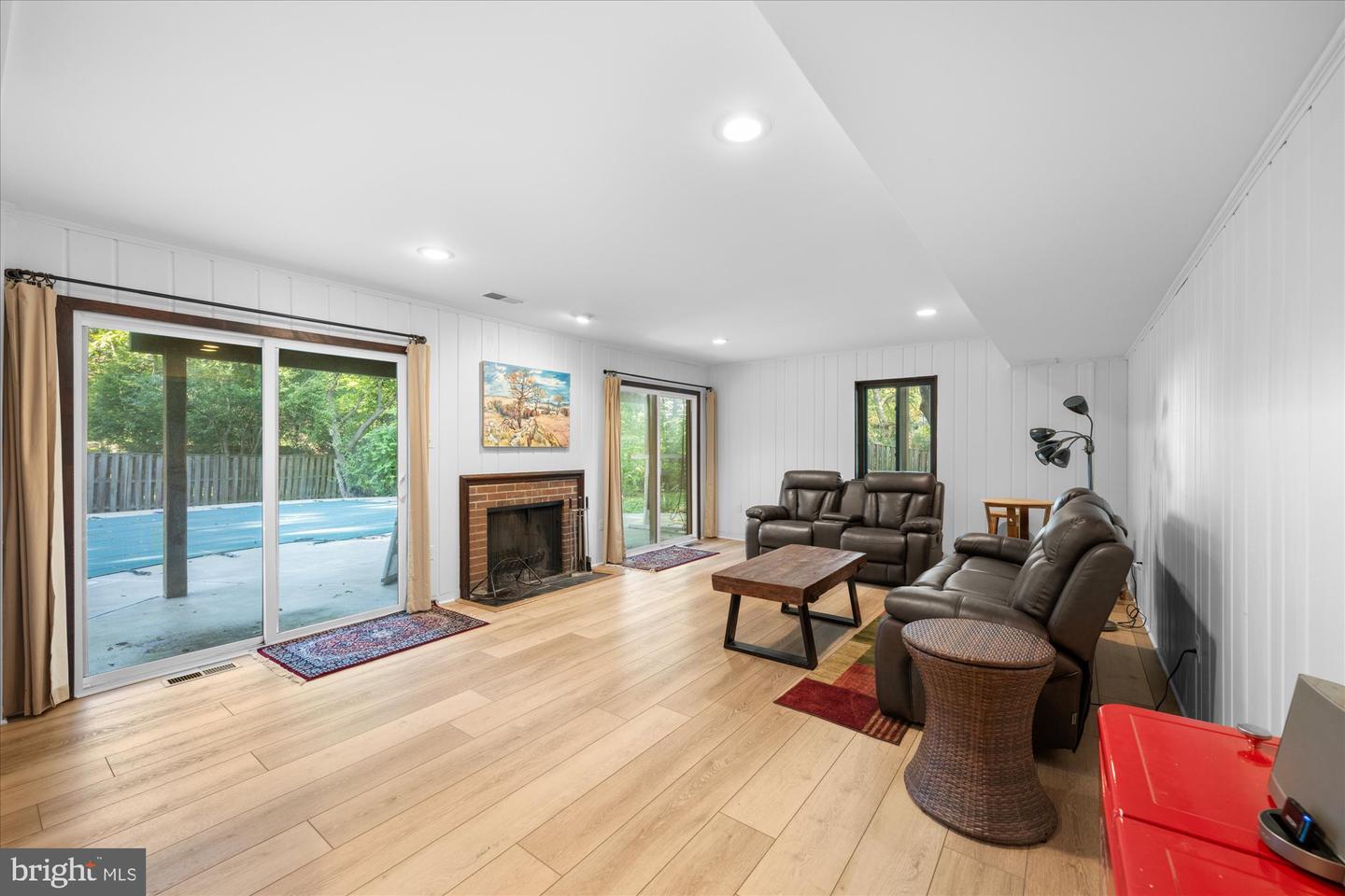 6952 DUNCRAIG CT, MCLEAN, Virginia 22101, 5 Bedrooms Bedrooms, ,4 BathroomsBathrooms,Residential,For sale,6952 DUNCRAIG CT,VAFX2275168 MLS # VAFX2275168
