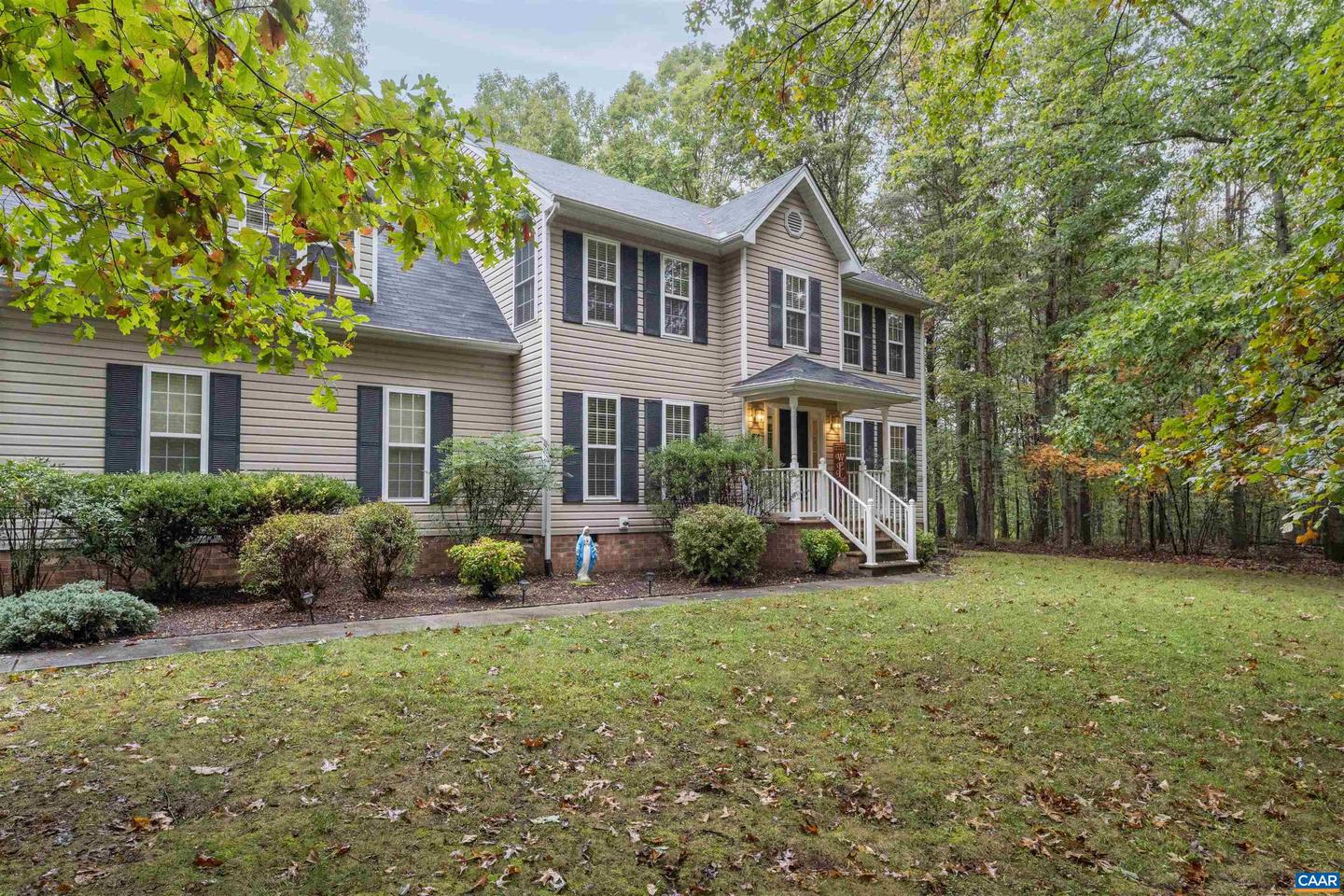 240 OAKMONT DR, GORDONSVILLE, Virginia 22942, 4 Bedrooms Bedrooms, ,2 BathroomsBathrooms,Residential,For sale,240 OAKMONT DR,670175 MLS # 670175