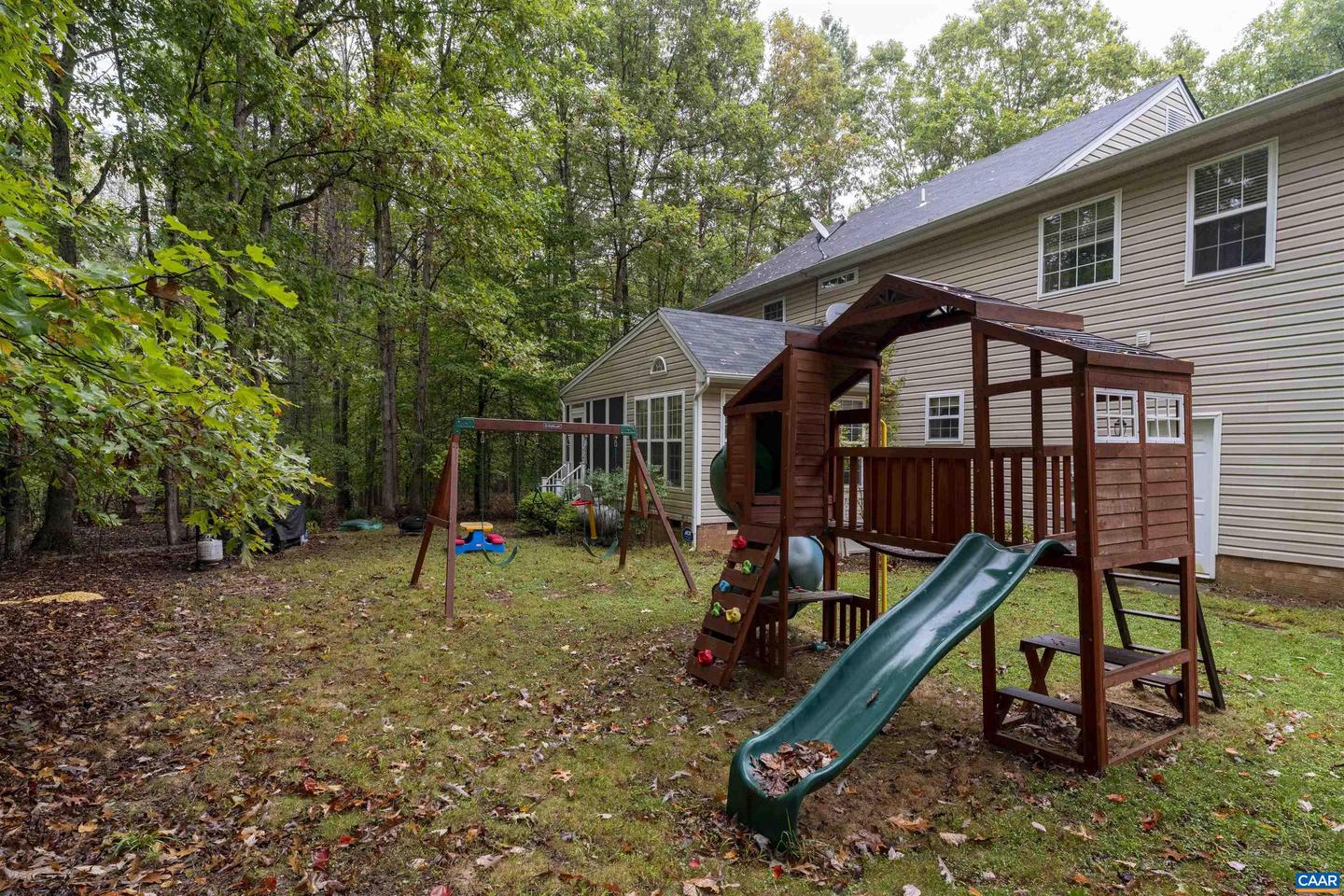 240 OAKMONT DR, GORDONSVILLE, Virginia 22942, 4 Bedrooms Bedrooms, ,2 BathroomsBathrooms,Residential,For sale,240 OAKMONT DR,670175 MLS # 670175